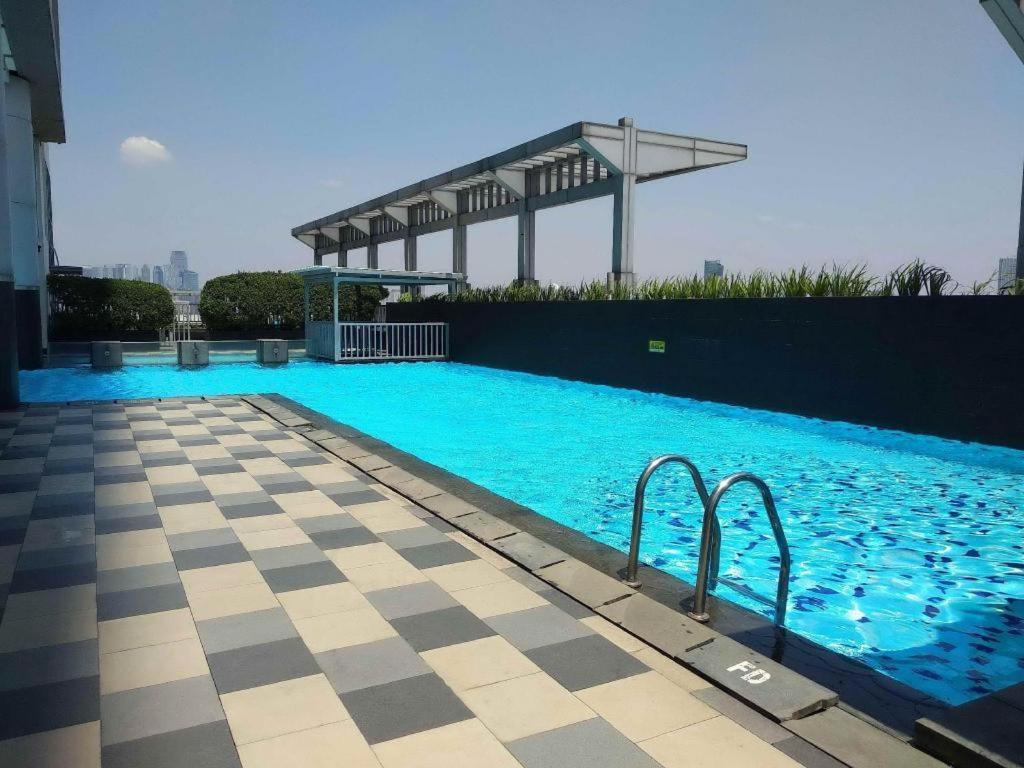 Apartment Cosmo Terrace Cakarta Dış mekan fotoğraf